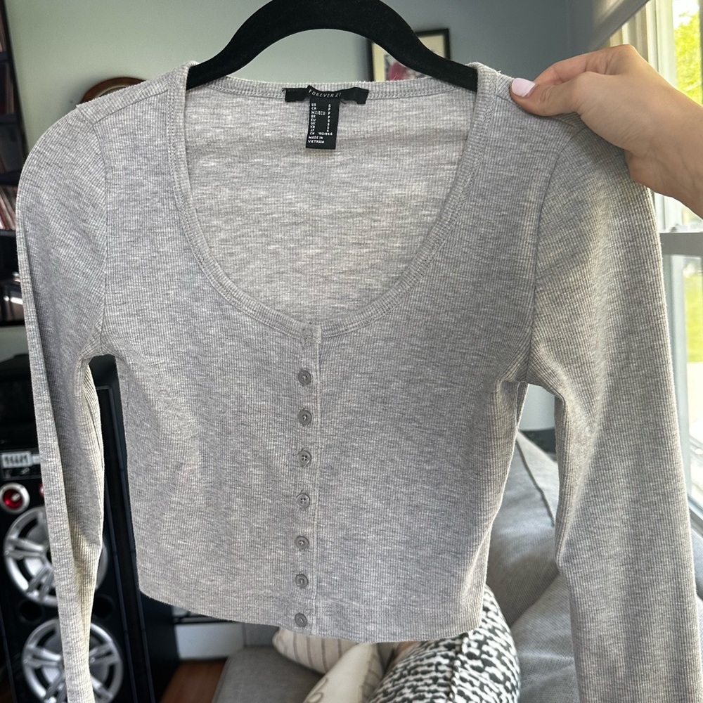 Forever 21 gray long sleeve